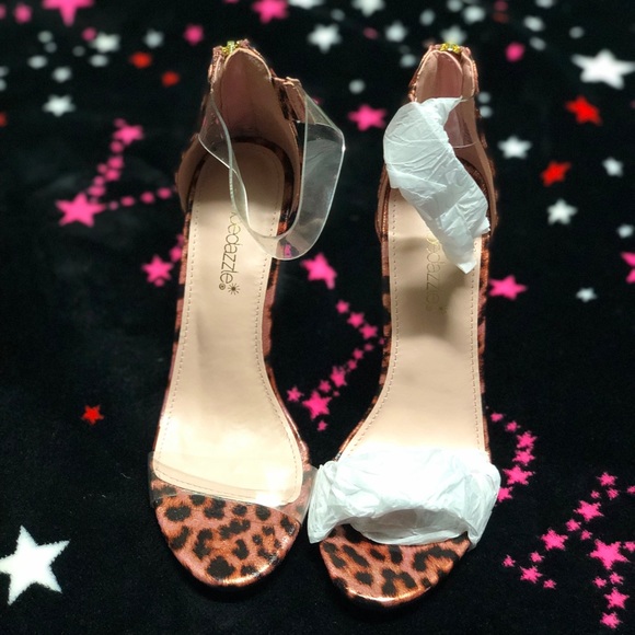 Leopard Heels - Picture 3 of 3